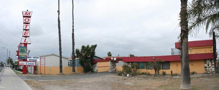 th tahiti Motel 002