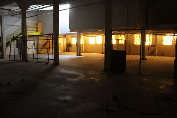 Warehouse-Interior-24